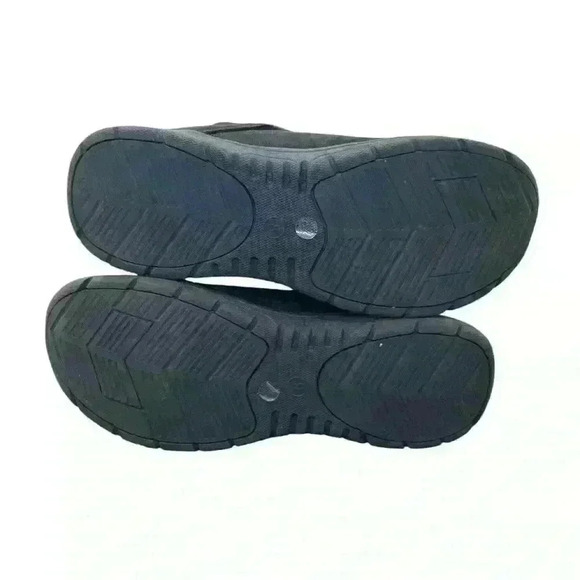 St John’s Bay Chase Shoes Size 8 Black Winter Lace Up Faux Fur Boots - Picture 4 of 8